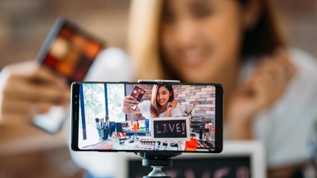 livestream-commerce-ecommerce future trends