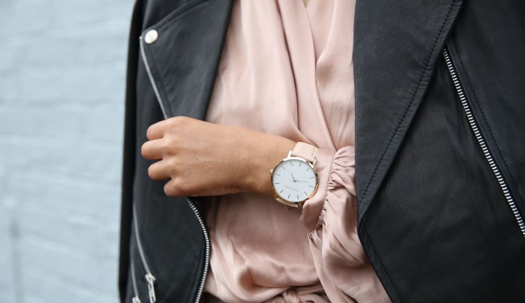 trending product on shopify watch accessories