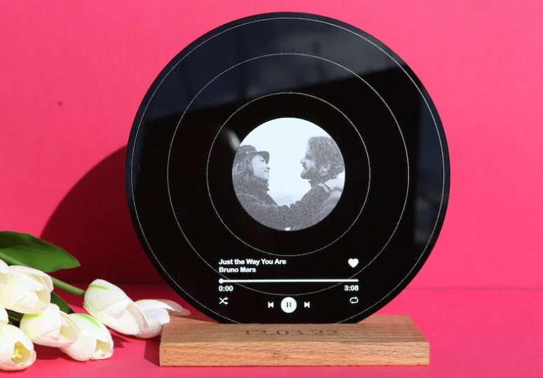 Record Display for Father