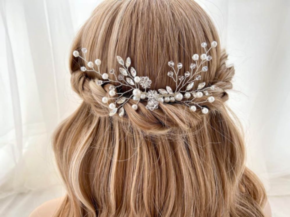 hair accessories business name ideas
