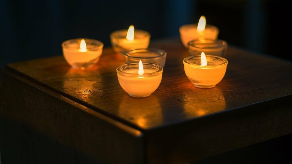Candle company names - featured image