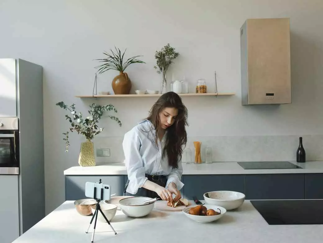 easy food business ideas for students