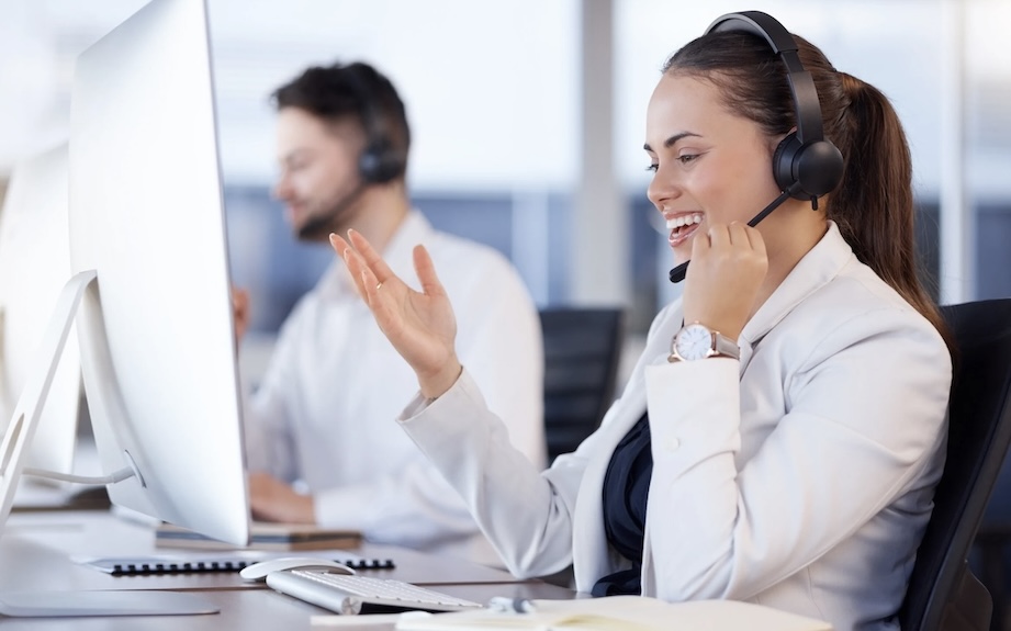 B2B-ecommerce-marketing-strategy-CRM