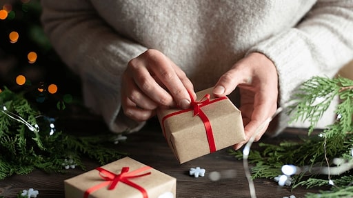 Christmas Gift Wrapping Services