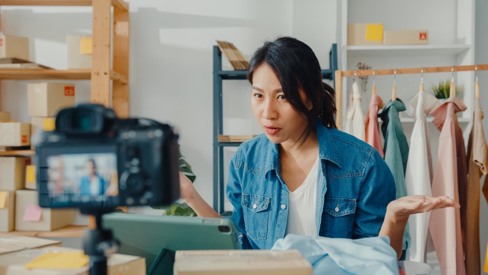 Add video to Shopify product page
