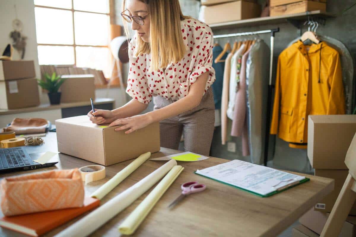 how-to-start-a-clothing-business-with-buying-wholesale