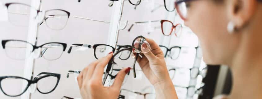 wholesale-business-ideas-eyewear
